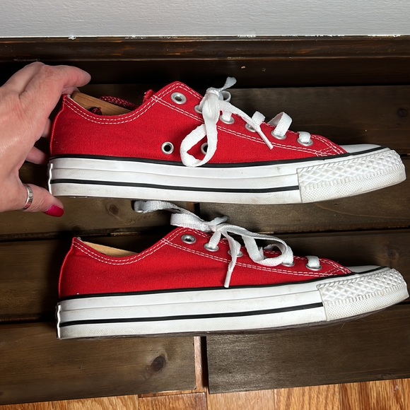 Converse All Star Low Tops Red W7/M5 - Picture 3 of 5